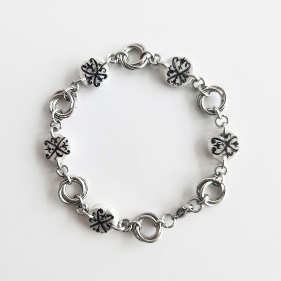 Iridescent victorian gothic and mobius rose silver charm bracelet - Picture 8 of 8